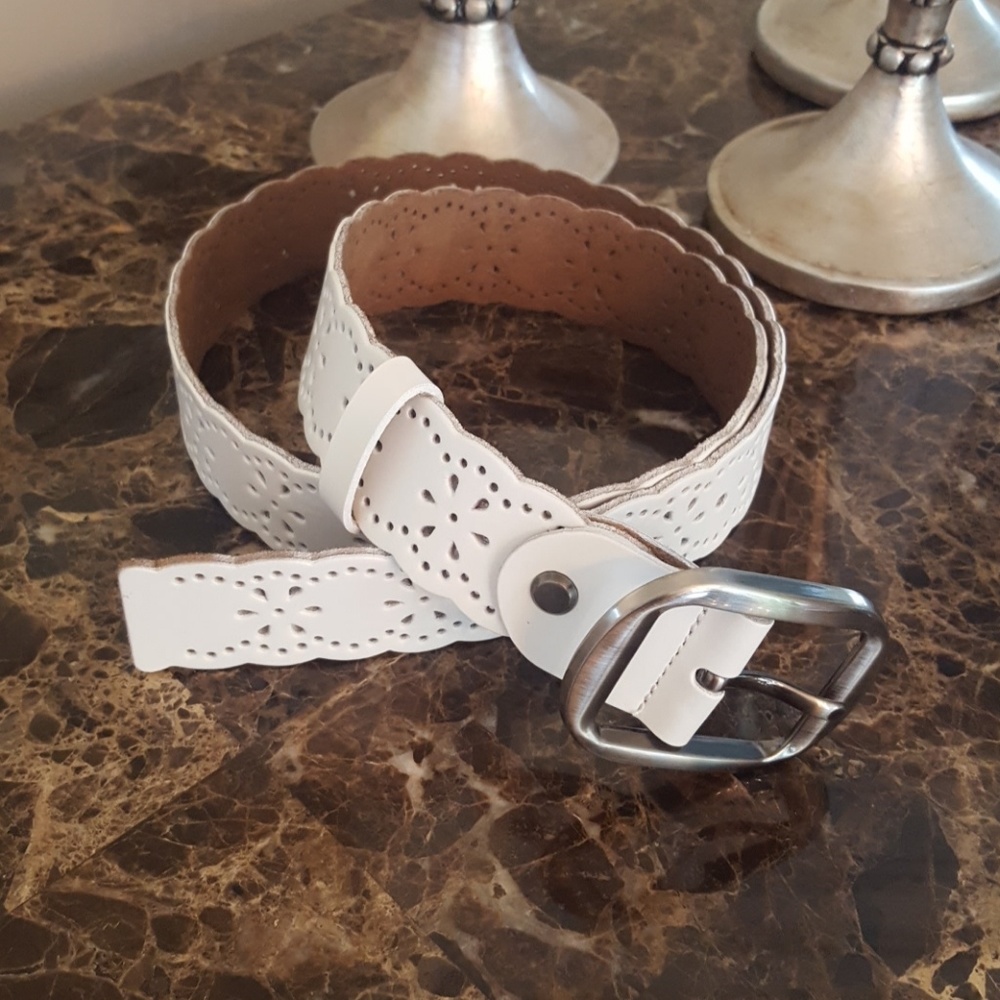 White and silver belt